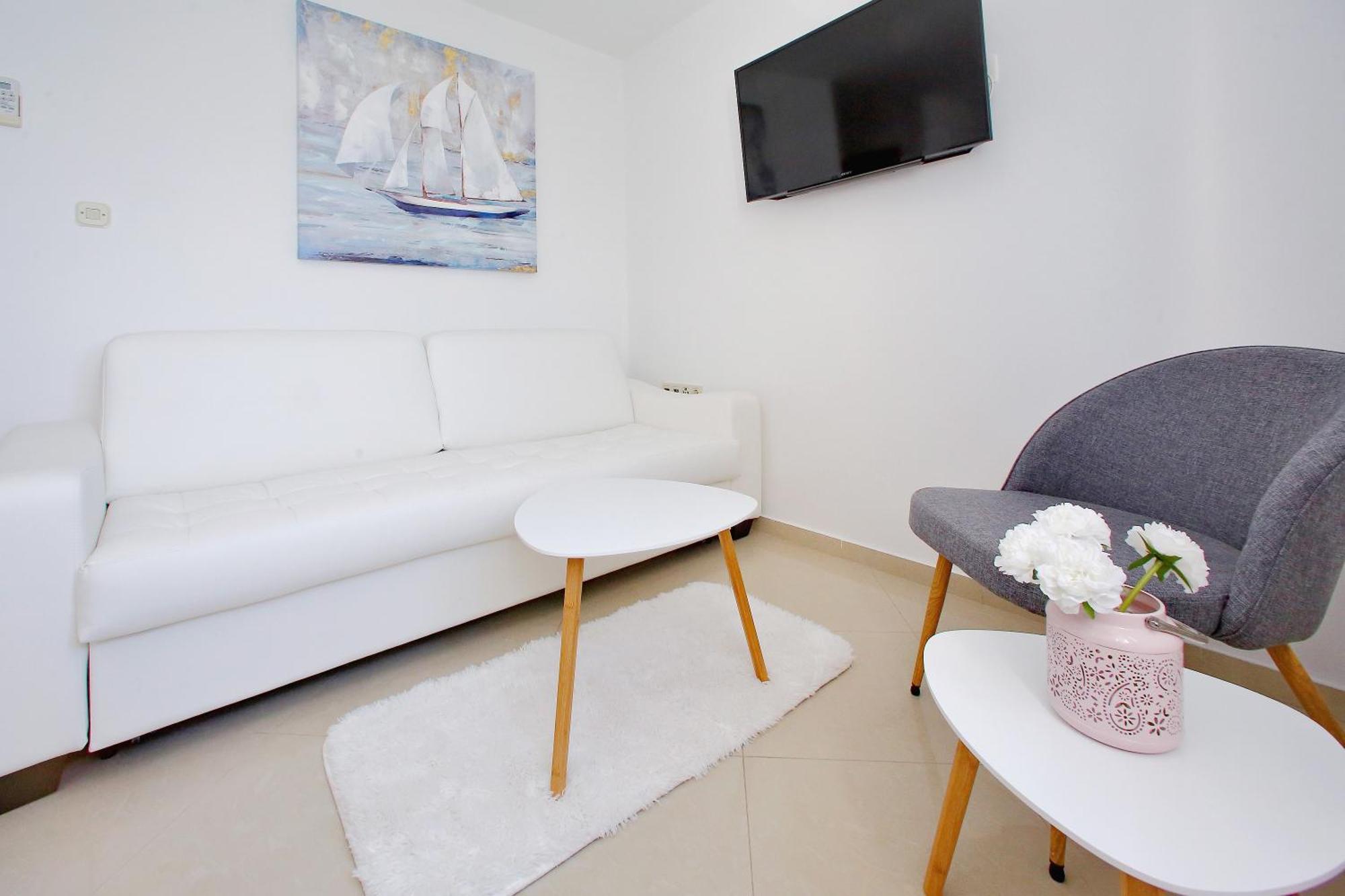 Apartments Nina Bibinje Bagian luar foto