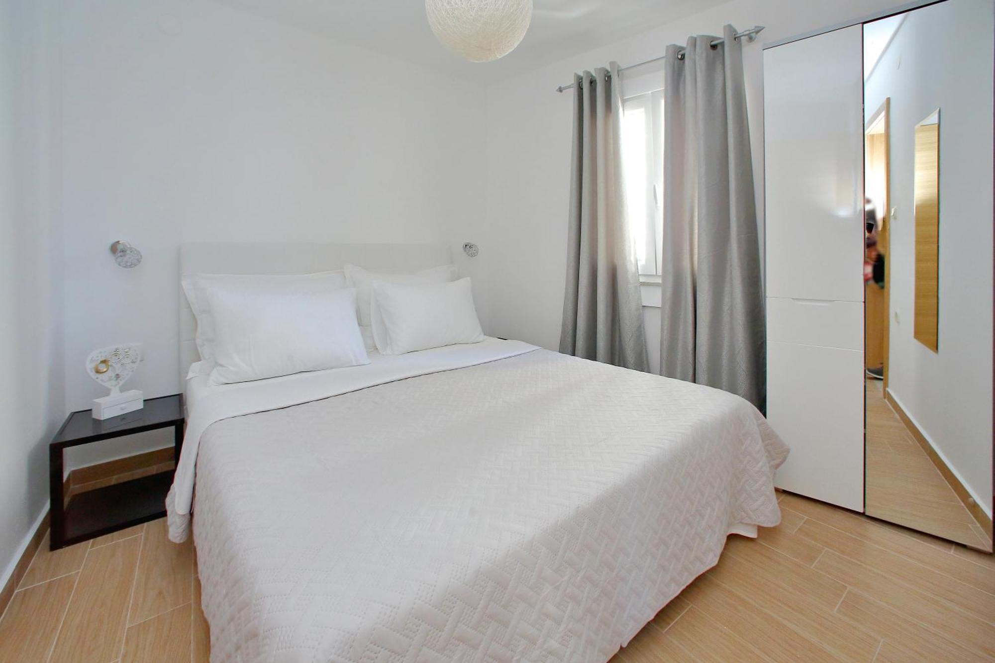 Apartments Nina Bibinje Bagian luar foto